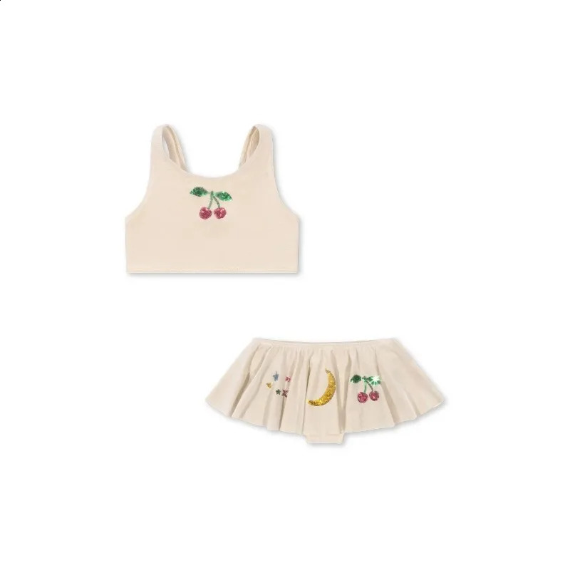 Girl Swimwears Checkered Cherry Baby Swimwear Kids Vacation Sunscreen Swimsuits Bikini Teen Swimsuit for Girls Bikinis Mayo 250319