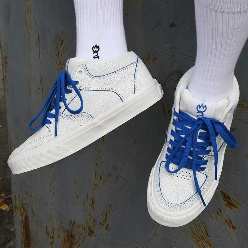 Joiints mid top leather shoes mens skateboarding DIY casual sports shoes winter non slip rubber outsole Vcanize Fi Y250318
