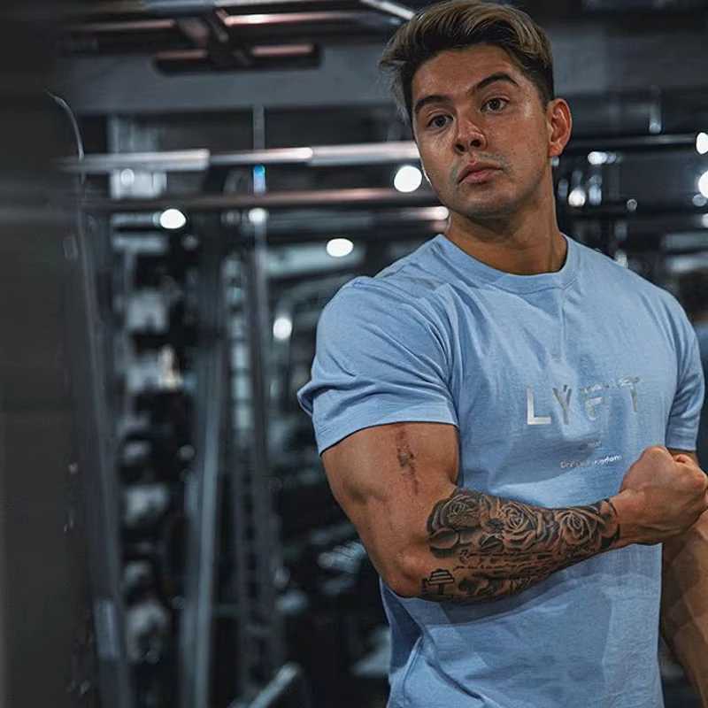 Japanese LYFT mens running T-shirt short sleeved cotton T-shirt casual printed T-shirt gym fitness exercise mens T-shirtT250318