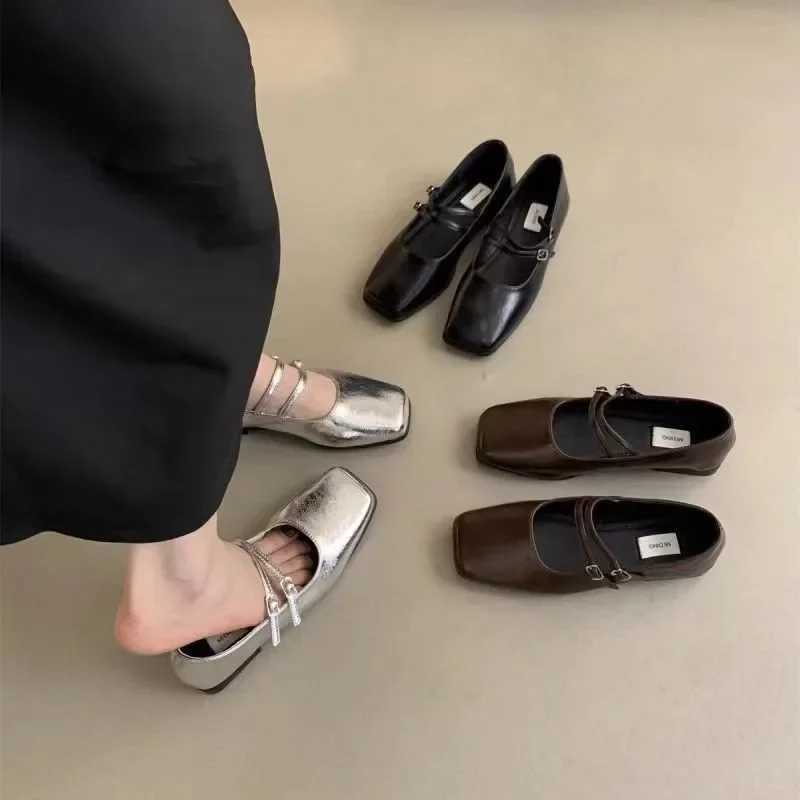 Spring Womens Square Toe Mary Jane Shoes Fi Soft Leather Shallow Flat Shoes Suitable for Womens Outdoor Dresses Student Lolita ShoesXJ250319