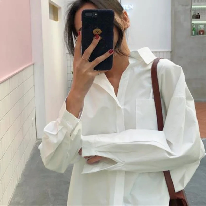 Fashionable and elegant office womens shirt matched with white Loos long sleeved top 2025 casual trend 250319