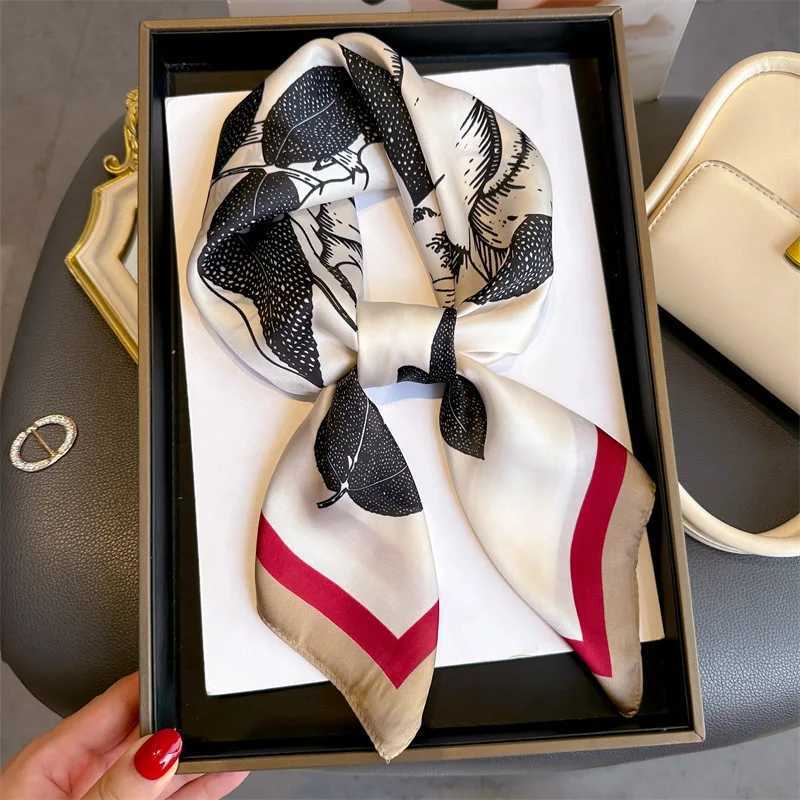 70cm Chain Pattern Scarf Universal Imitation Silk High-end Square Scarf Clothing Accessories Kerchief Shawl Protection scarf X250319