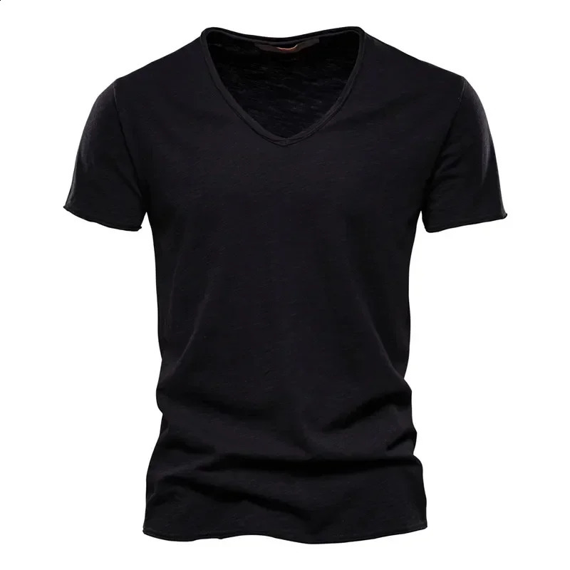2024 Summer Mens Solid Color Vneck Pure Cotton Short sleeved Tshirt Selling 250318