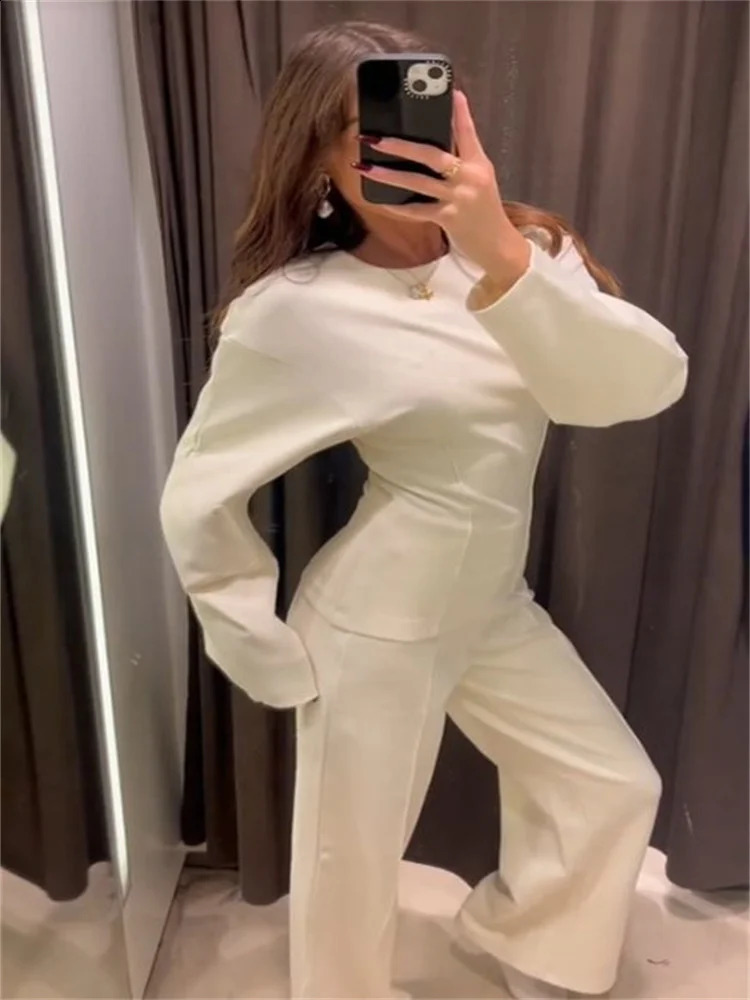 Womens twopiece solid Oneck full sleeved sweatshirt loose elastic waist straight pants set for springsummer 2025 womens clothing 250319