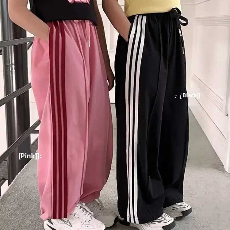 Fashionable loose casual childrens sports pants autumn 2023 new Korean version childrens fashion pantsT250318