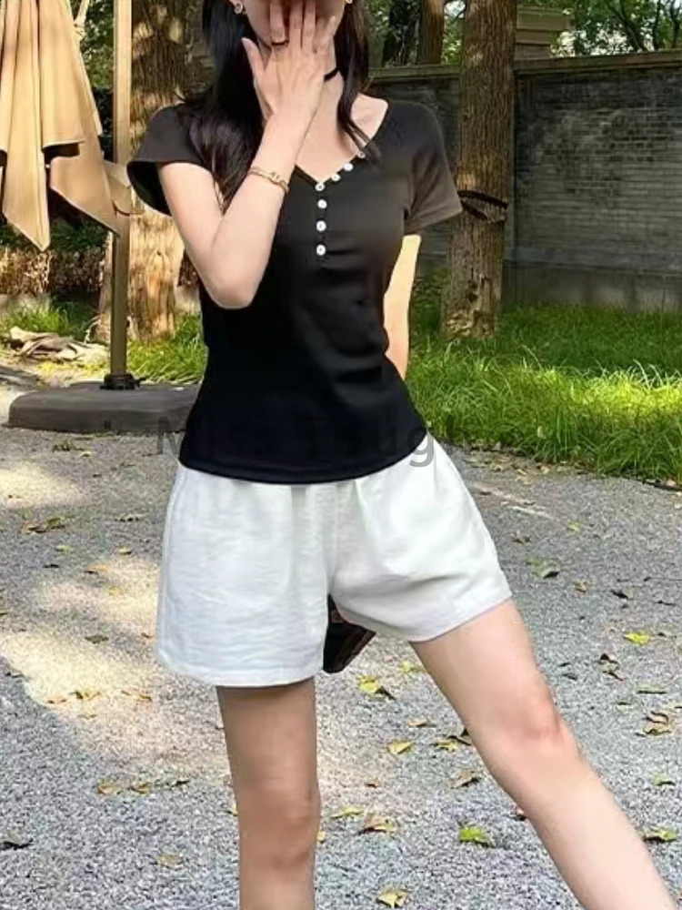 Casual Vintage Solid Skinny Short Sleeve Women Fashion Retro Slim V Neck T Shirts Female er Chic Ruffle Thin Blouse 250319