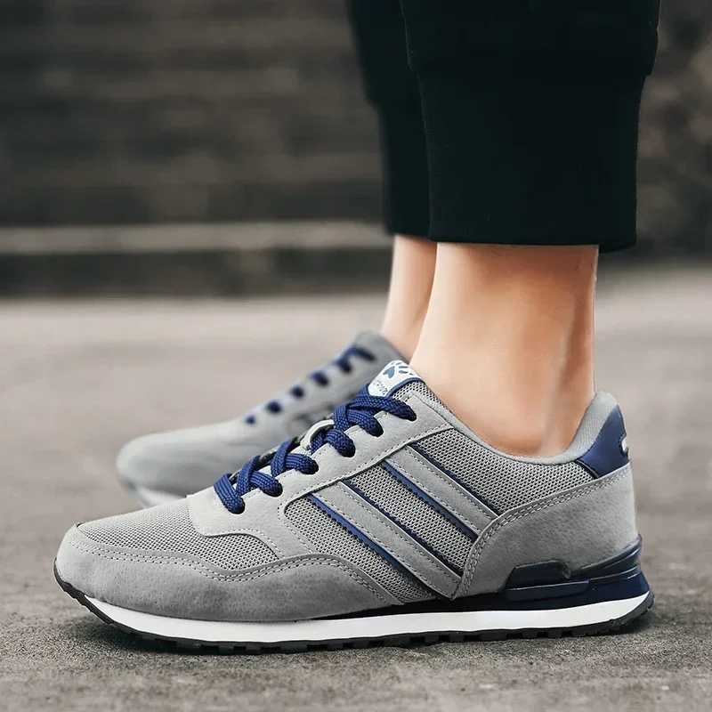 Fashion Casual Sneakers for Men Air Mesh Shoes Non-slip Casual Shoes Sweat-Absorbant Sneakers Zapatos De Hombres Male Z250319