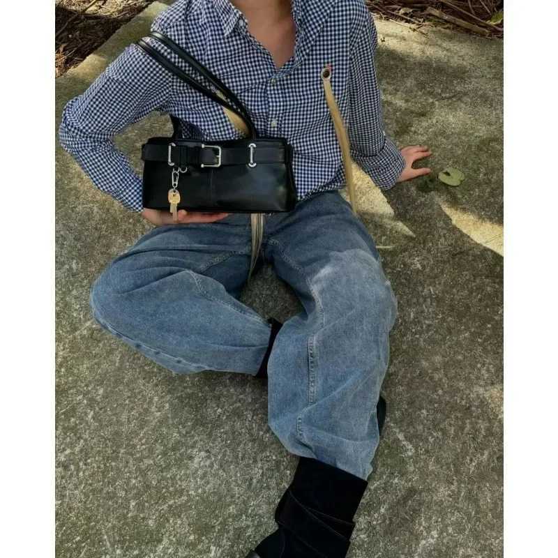 Y2k Underarm Bag Wen Vintage Designer Korean Female 2025 Trendy Black Cmuting Shoder Bag Fem Ahetic Simple Handbag Y250318