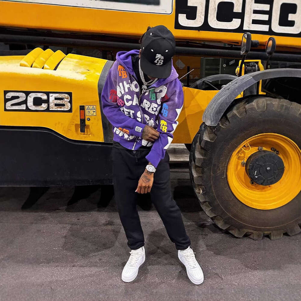 American hip-hop style foam printed with personalized street design and loose fitting hoodie top