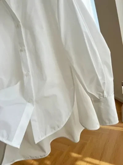 2023 loose fit long sleeved white shirt for womens spring and autumn n sensual niche toplevel fashion European style 250319