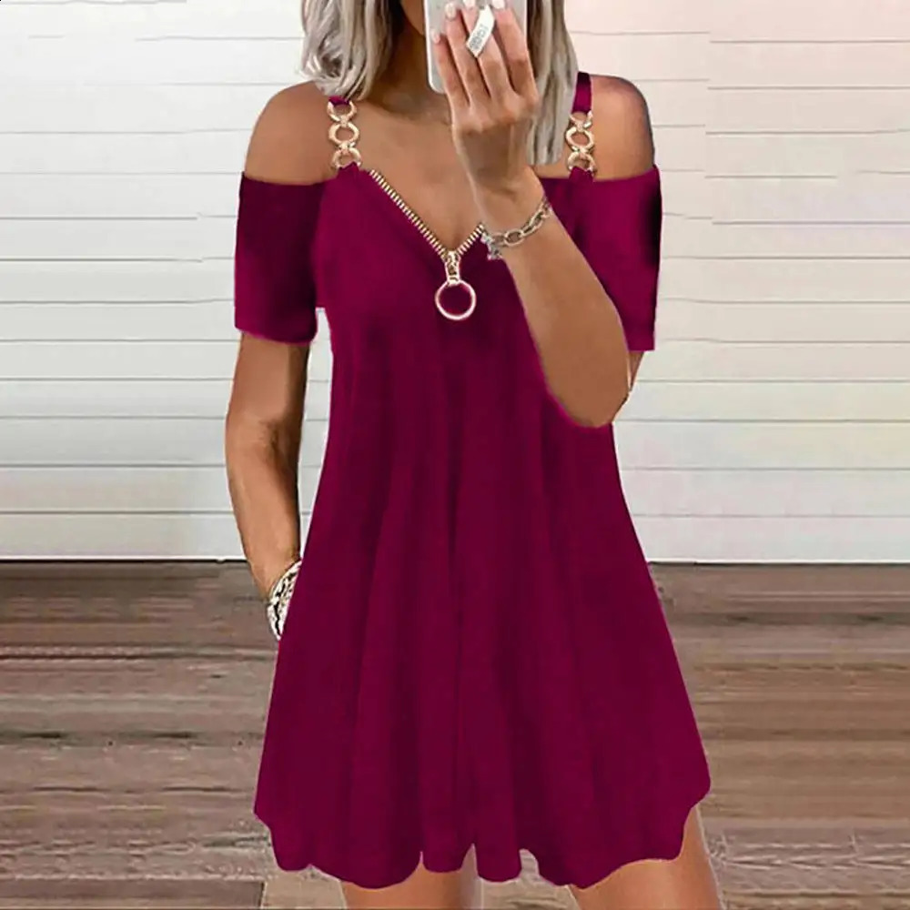 Fashion Womens Summer Casual Plus Size Dress Chain Closed Vneck Sleeveless Sexy Solid Color Communicating Daily Wear 250319