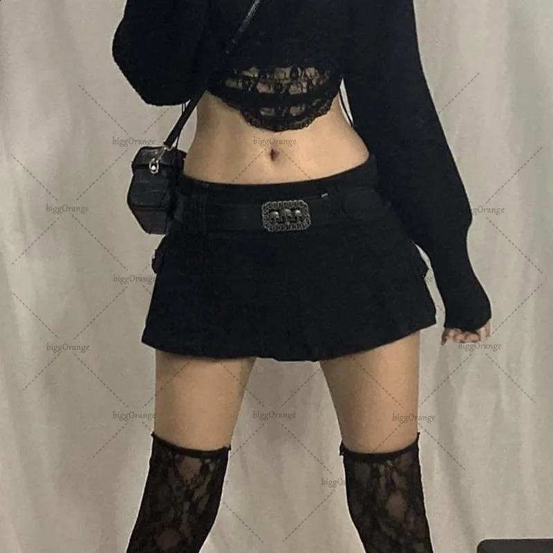 Gothic Punk Sexy Low Waist Leather Jean Skirt Women Harajuku Y2K Streetwear Belt Skirt Vintage Retro Fashion Denim Mini Skirt 250318