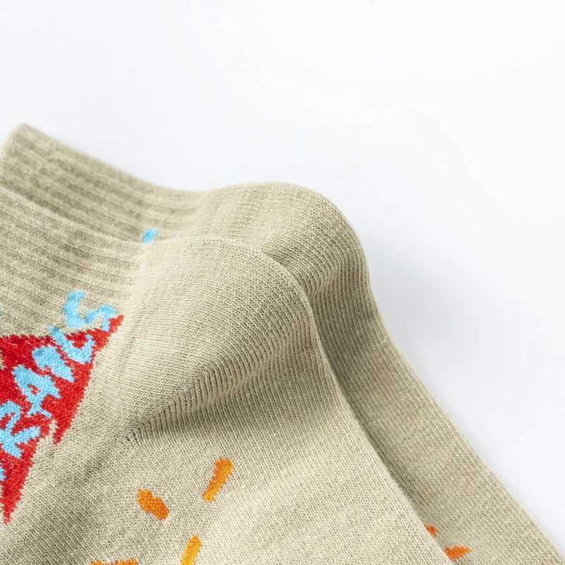 AJ Barb Halloween Scary Face Cashew Flower Cotton Letter Socks Mens and Womens Sports Socks X250319