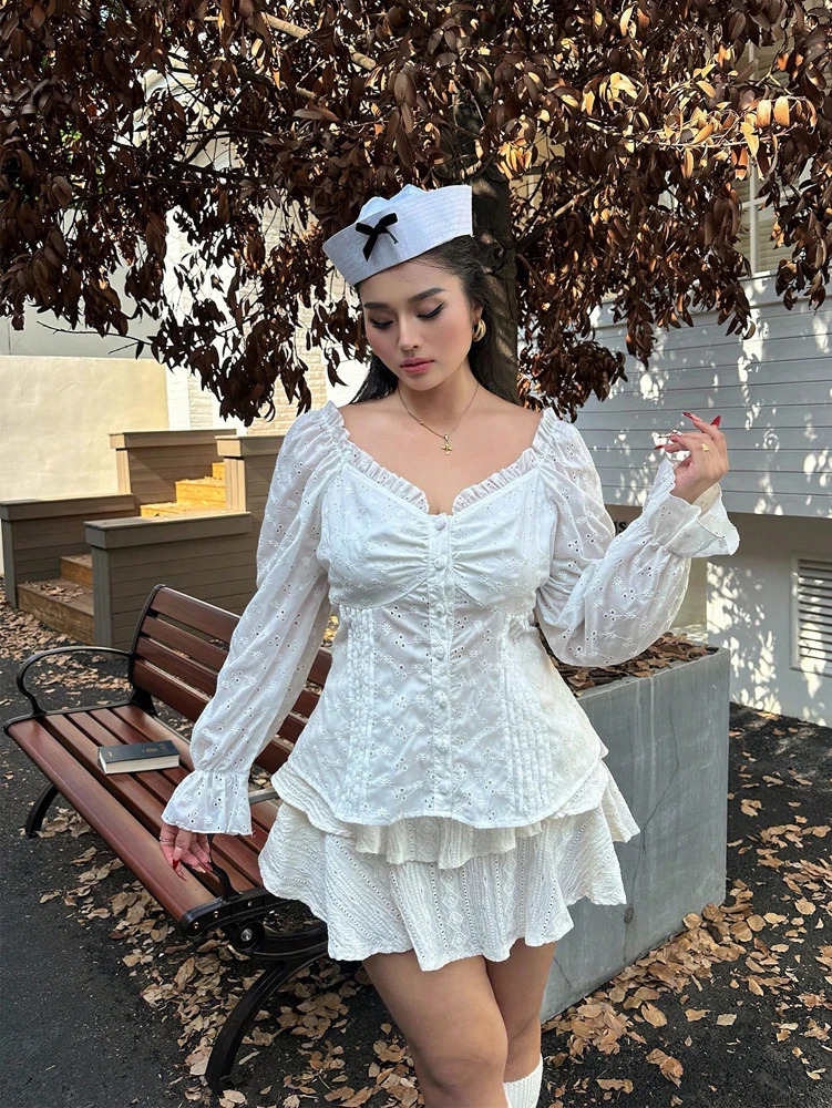 Womens solid color sweetheart collar long sleeved pleated embroidered shirt elegant spring and summer style 250319