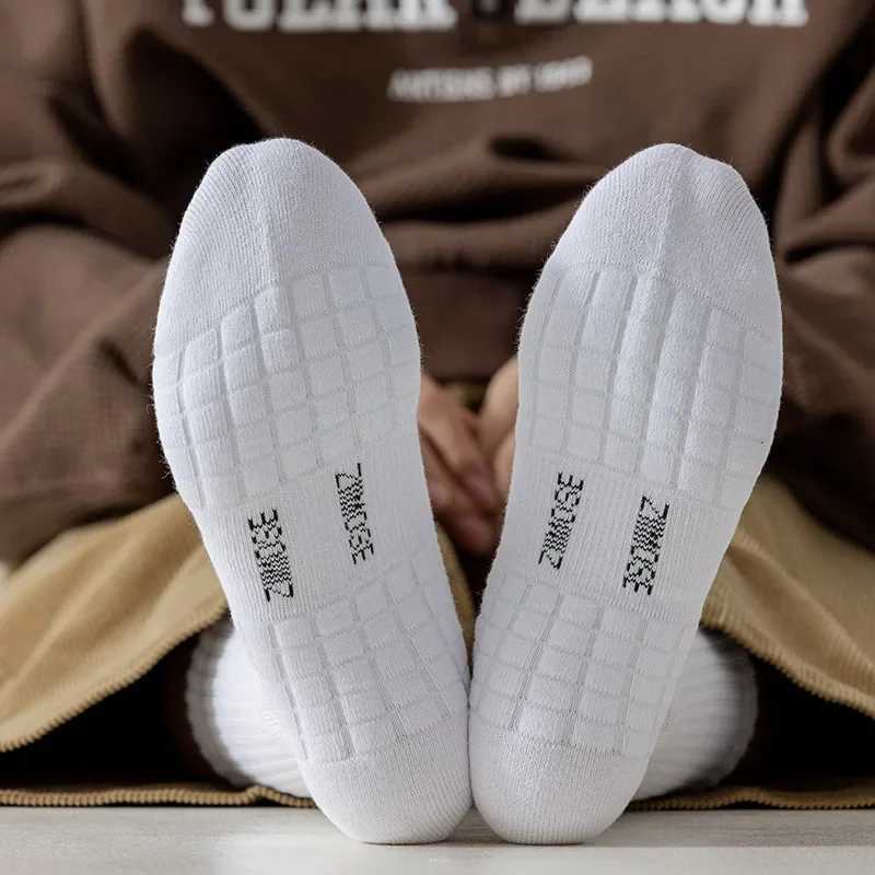 5 pairs of socks mens cotton deodorant winter towel bottom velvet tube white long socks thick sports basketball socks X250319
