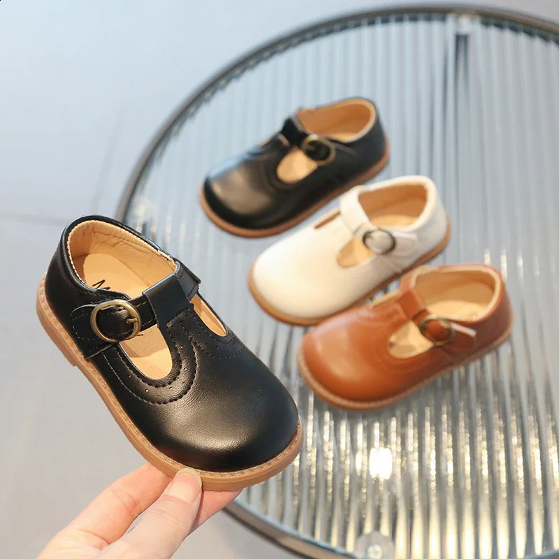 Childrens T with leather shoes girls princess boys breathable apartment Mary Janes black brown childrens baby spring and summer 250319
