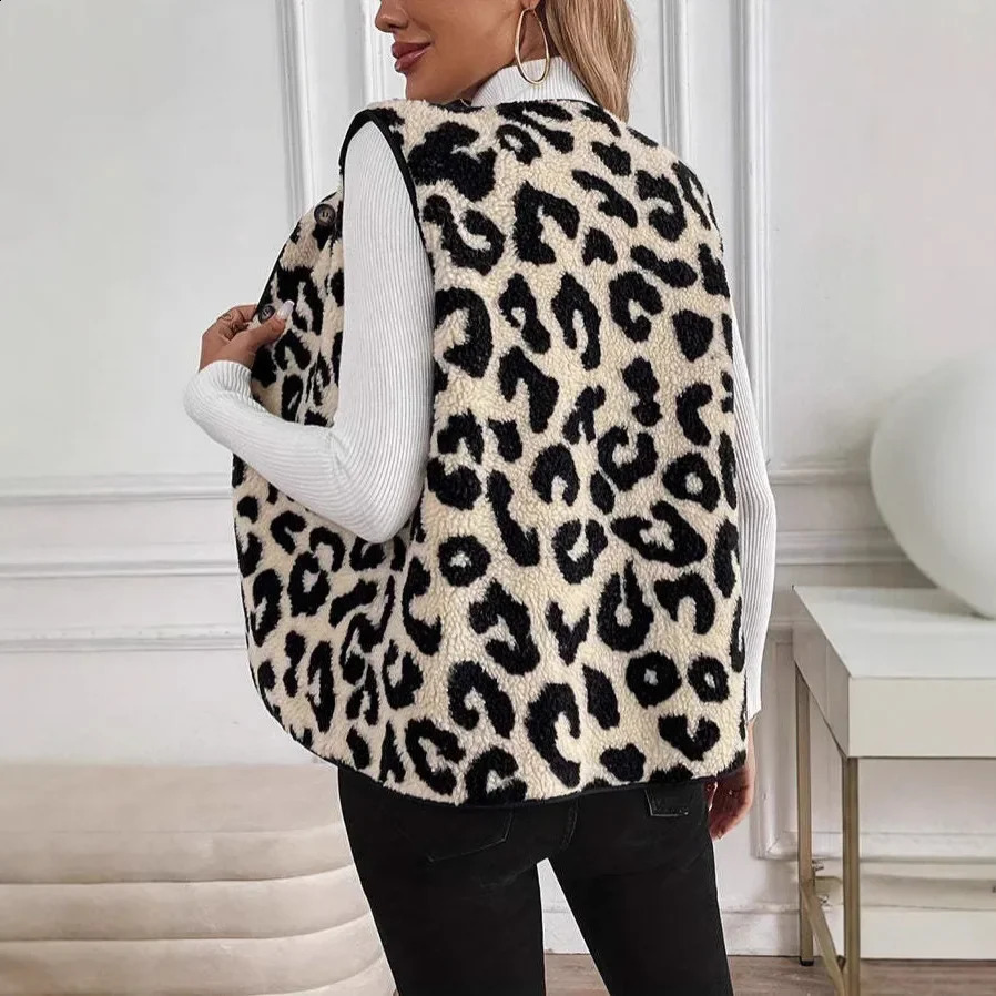 Fashionable and simple front button plush vest 2024 autumn winter leopard print womens jacket Vneck Chinese 250319