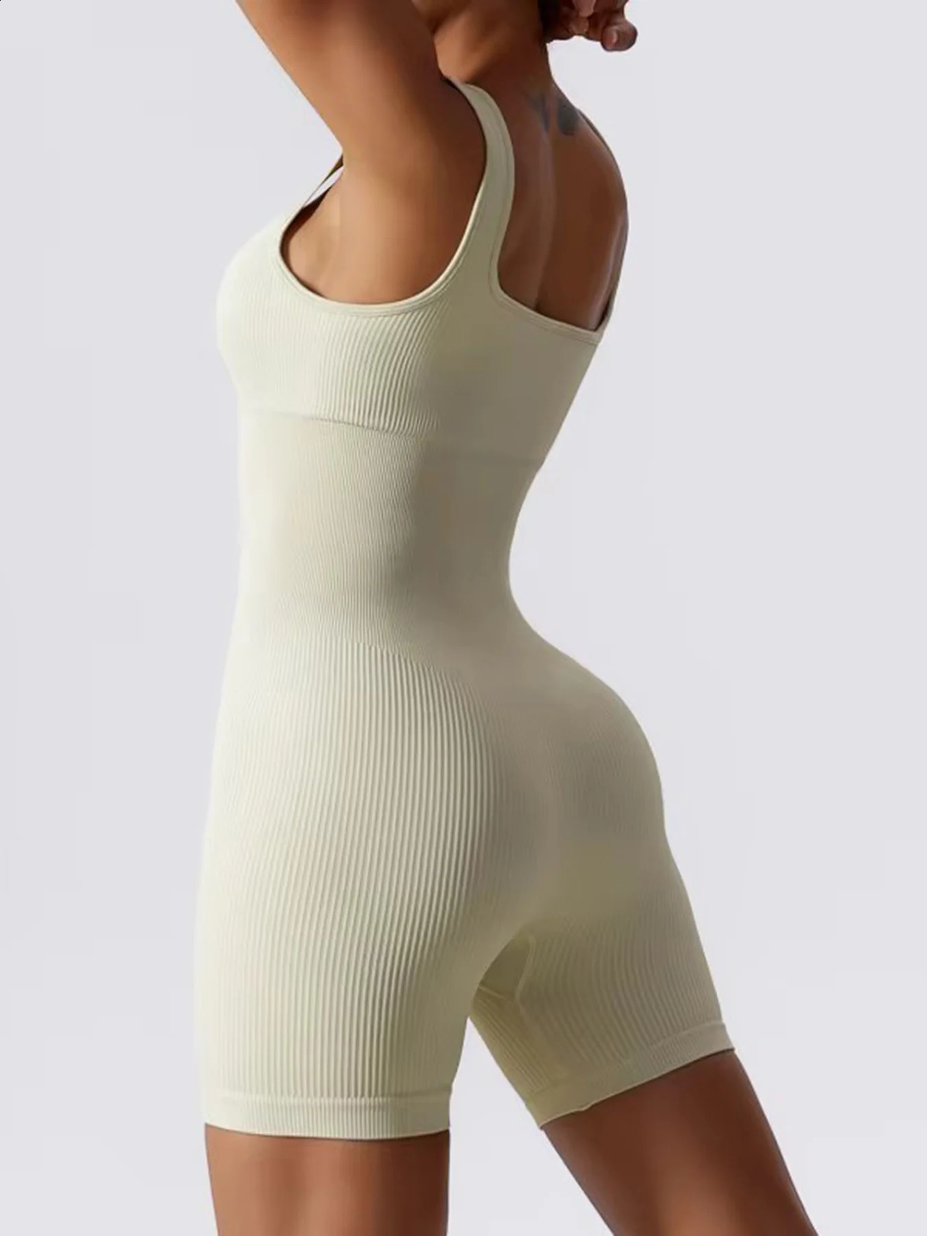 Womens sexy threaded yoga suit jumpsuit sleeveless high elasticity quick drying breathable jumpsuit shorts push up sportswear 250318