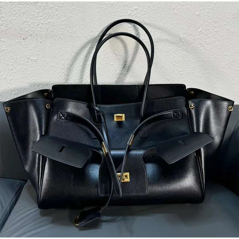 Genuine Leather Wing Tote Roomy Cluth Large Capacity Buckle Woman Designer Travel Lage Bag Shopper Handbag