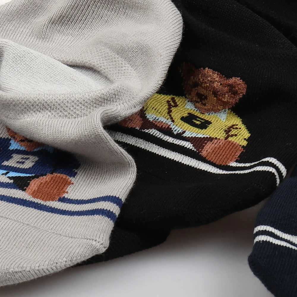 1 pair of summer womens comfortable socks cute bear boat socks anti slip silicone invisible casual womens spring and summer short socks X250319