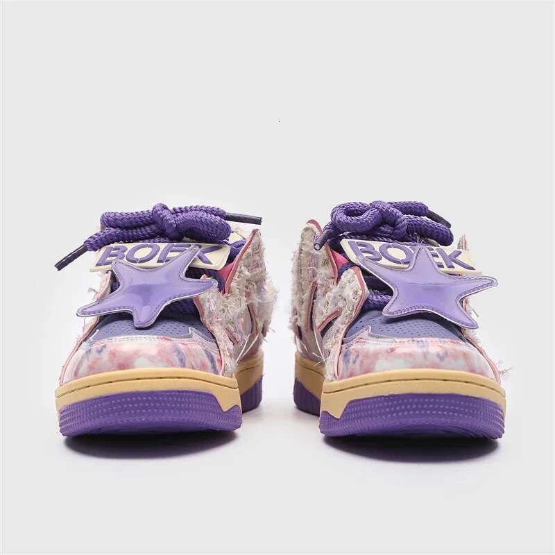 2025 New National Fashion New Men's and Women's Light Sports Add Everything Dopamine Designer Fashion Leisure Skateboarding Shoes Lover Brea