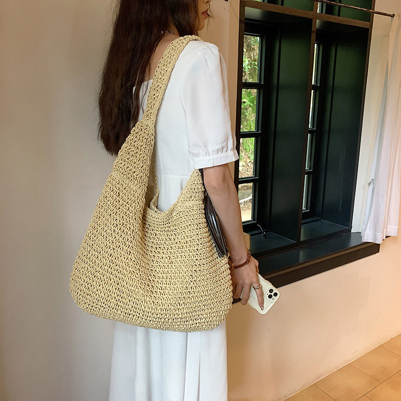 Summer Single Shoulder Large Capacity Seaside Vacation Grass Women's Fashionable Beach Bag, Lazy And Relaxed Woven Crossbody Bag Fashion Shoulder