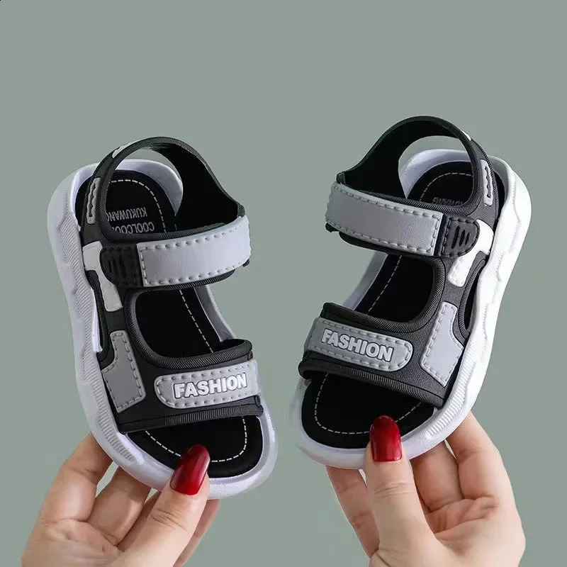 Childrens Summer Sandals for Boys and Girls Korean Edition Primary School Students Non slip Soft Bottom Beach 250319