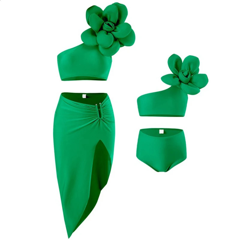Summer Family Matching Swimsuit Outfits Swimsuits Big Flowers 3pcs Bikini Family Look Mom Girls Woman Swimwear Set 250319