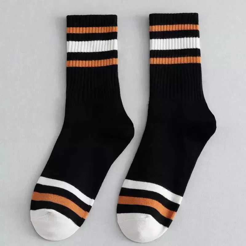 5/10 pairs of mens striped mid tube socks fashionable color blocking soft and comfortable sweat absorbing and breathable casual socks X250319