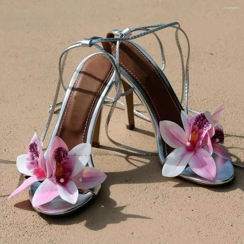 2025 S Fashion Designer Sandals Wer Ankle Strap Sexy Round Toe Stiletto Side Air Sweet Women High Heels Vacation Beach Shoes Summer
