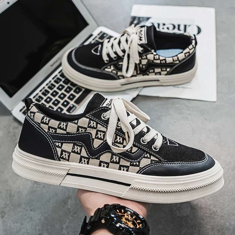 2025 New Men's Casual Cloth Strap Flat Shoes Designer Fashion Men's Sports Shoes Canvas Anti slip Board Shoes