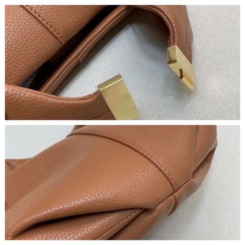 Brand Women's Handbag 2025 New Autumn And Winter Single Shoulder Crossbody Designer High-End Fashion Small Bag