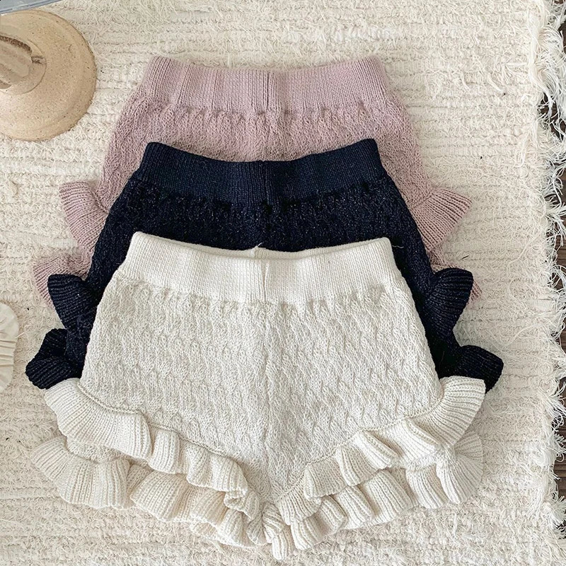 Autumn 0-4Yrs Baby Girls Knitted Shorts Toddler Baby Girls Solid Color Hollow Out Knitting Shorts Children Shorts 250319