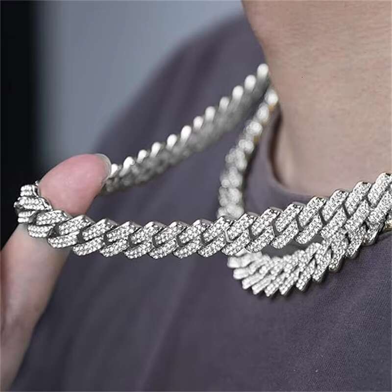 Hip hop chilled jewelry men's cubic zirconia Cuban chain