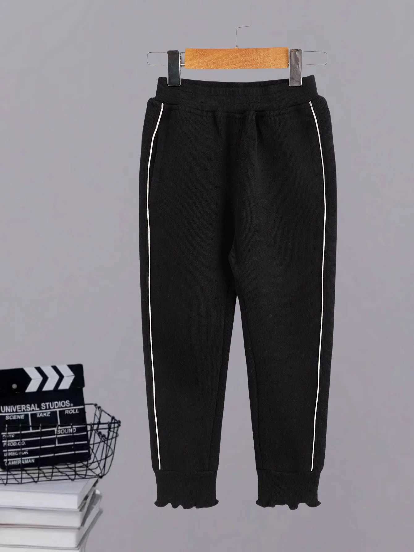 Childrens wear girls fall casual pants Black high waist hem pants with simple breathable comfortable design senseT250318