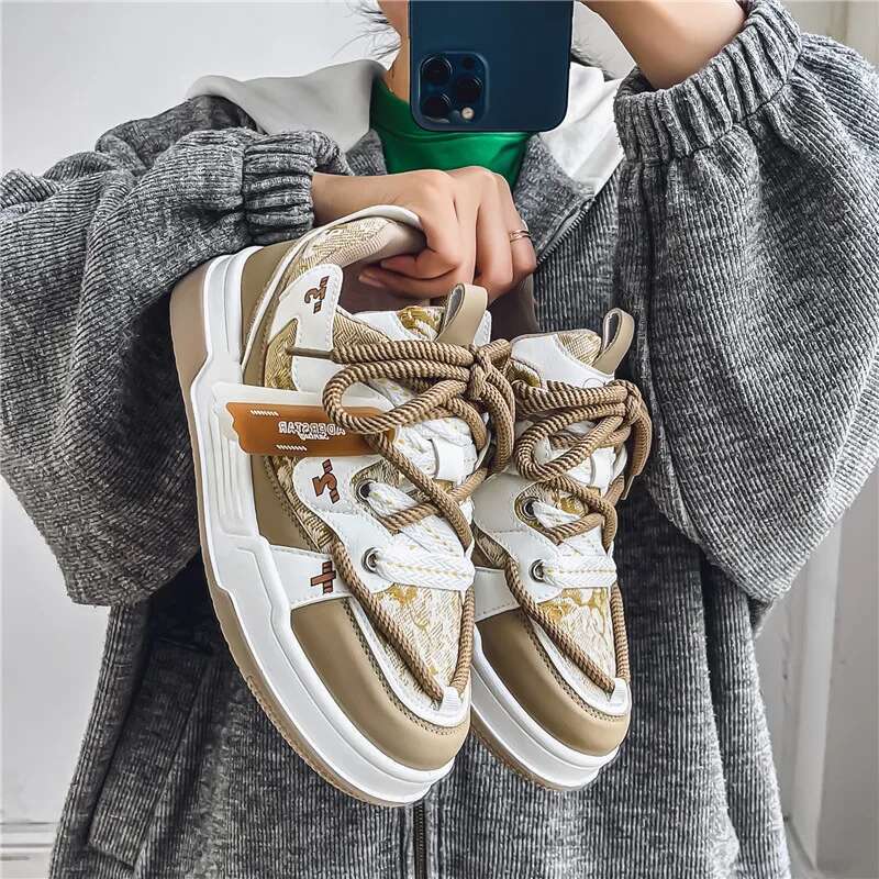 2025 new men's multifunctional retro casual flat bottomed sports thick soled designer fashionable height increasing bread shoes