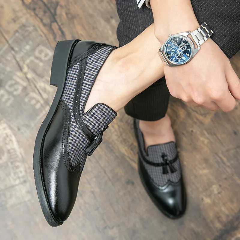 Trend Checkered Mens Brogue Shoes Original Tassels Formal Shoes Men Loafers Plus Size 48 Leather Man Evening Shoes LeatherXJ250319