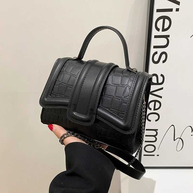 New Arrival New Fashion Texture Girls Small Square Bag Trendy One Shoulder Crossbody Bag Solid Simple Womens Handbags Messenger Bag T250318