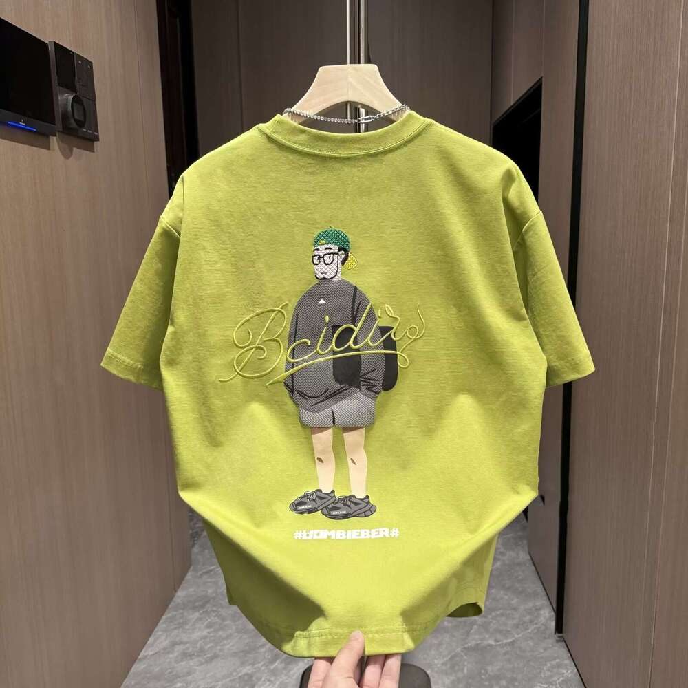 Summer trend three-dimensional foam painted embroidered men's short sleeved T-shirt with simple round neck, loose and versatile tailcoat half sle