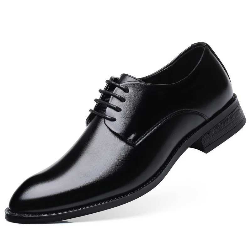 Mens breathable leather shoes formal business shoes Pointed toe lace wedding shoes mens plus size mens shoesXJ250319