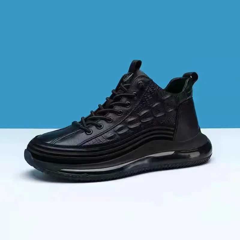 Mens sports shoes spring and summer new platform comfortable mid cut mens casual shoes lightweight shock absorption mens vulcanized shoes Z250319