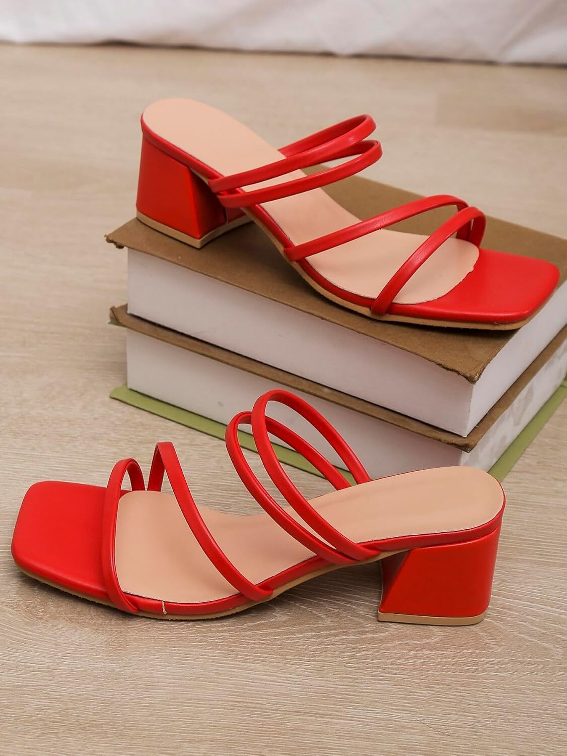 2025 New Designer sandals Women's Strappy Square Open Toe Low Block Heel Sandals Thin Straps Chunky Heeled Mule Sandals