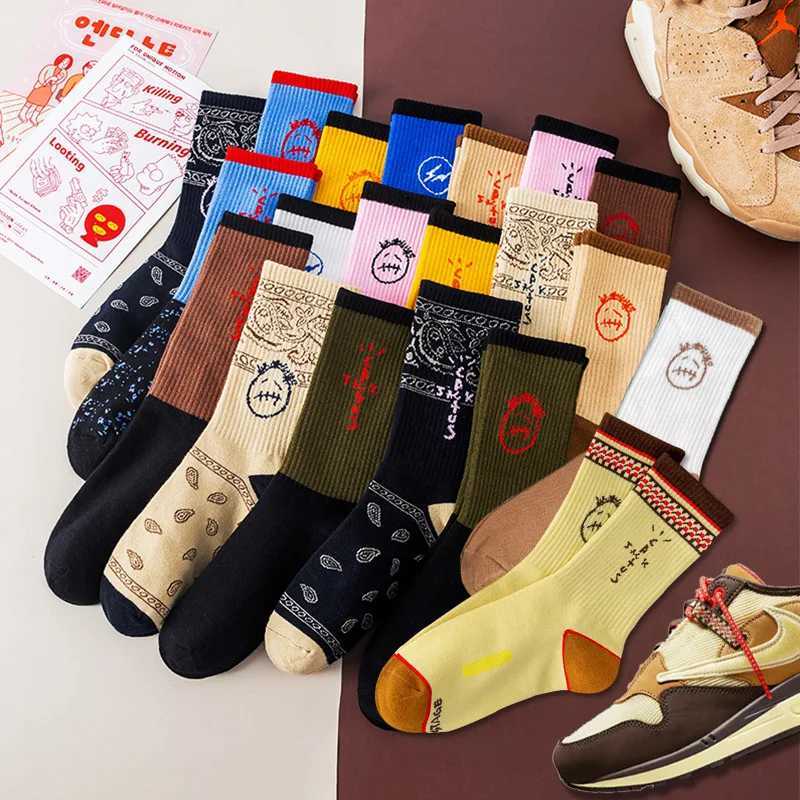 Mens SOCKS Skate New BLACK Crew SOCKS Fashion Bandanas Funny Streetwear Hip Hop 27 Style Mens Gifts X250319