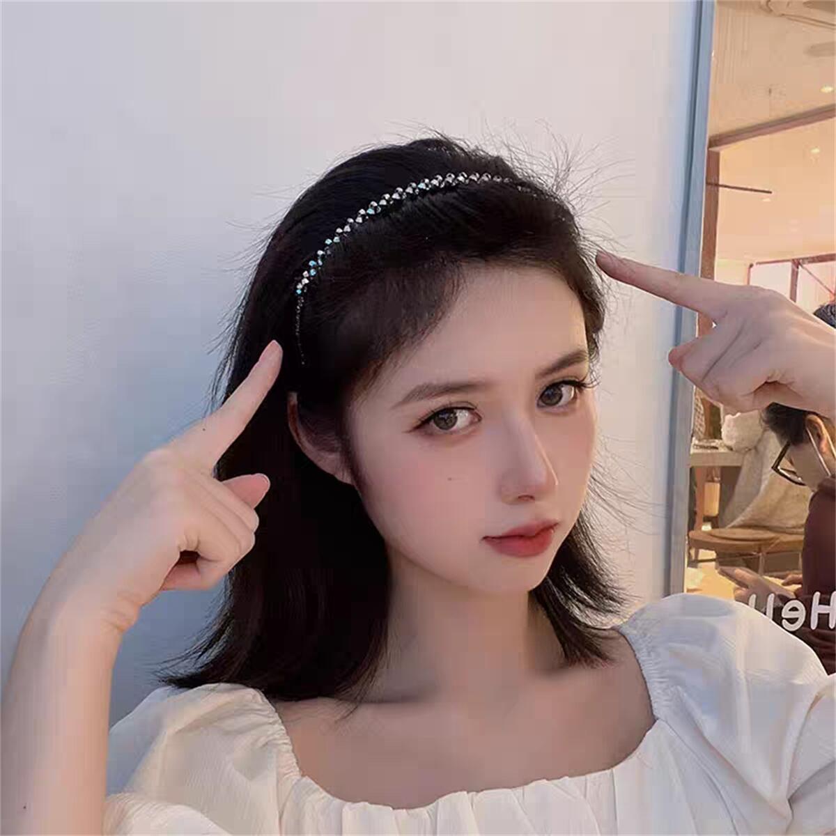 Women's Fashionable Tooth-Design Hair Clip - Keeps Layers Secure While Showering