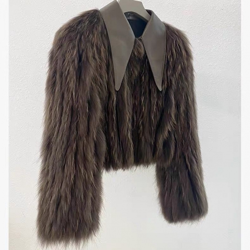 Autumn and winter new Maillard Korean version raccoon grass women's short style temperament versatile fur coat thickened