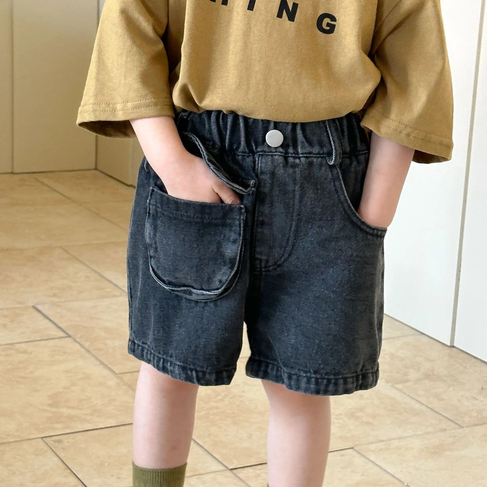 5091 Childrens Denim Shorts Summer 2025 Boys Summer Clothes Baby Loose Casual Pants 250319