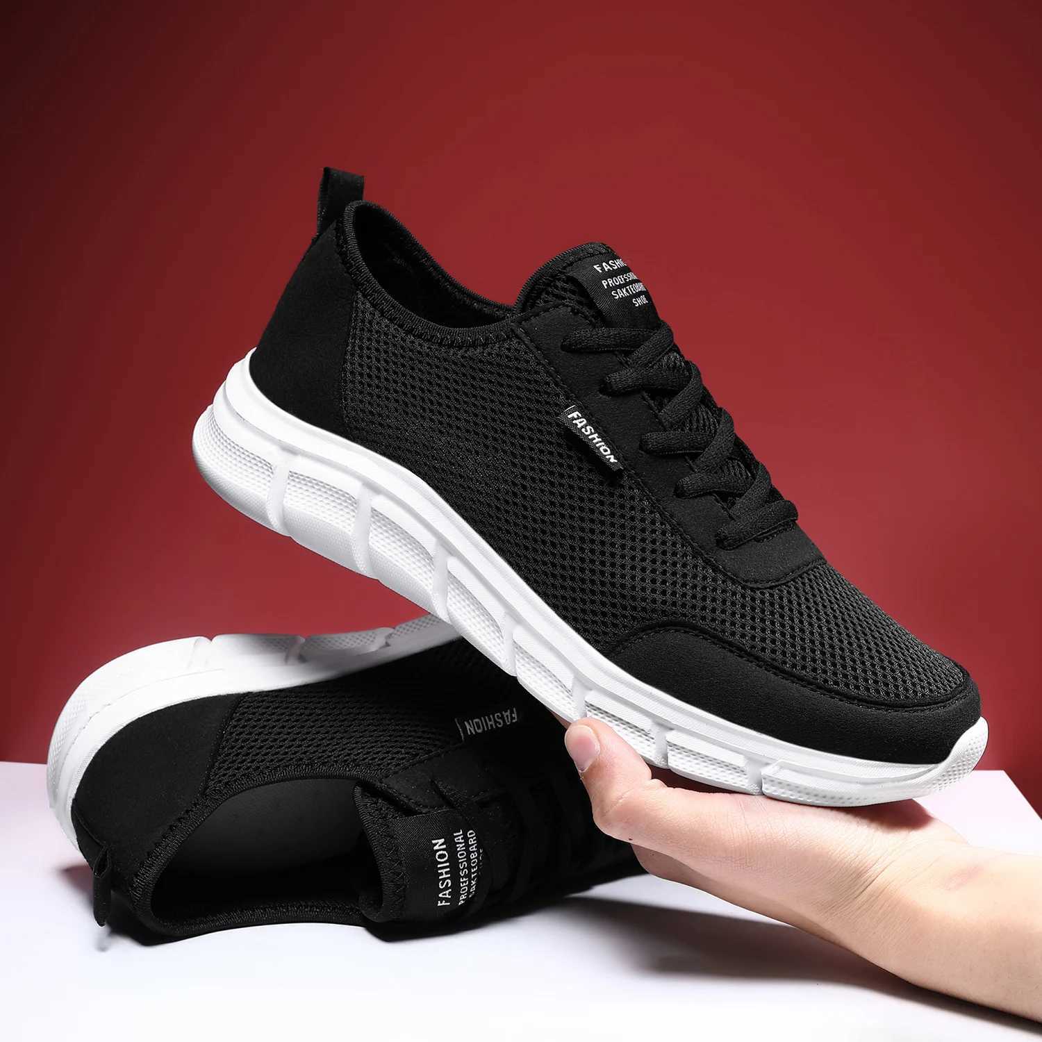 2023 Summer New Mens Casual Running Shoes Breathable Walking Net Lightweight Sports Shoes Comfortable Fashion Shoes Zapatillas Z250319