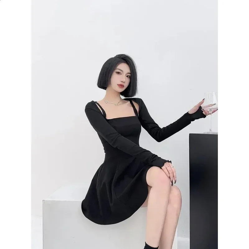 Black strapless mini dress for womens summer style with back knot and waist pleat A short line tight elegant sleeveless 250319