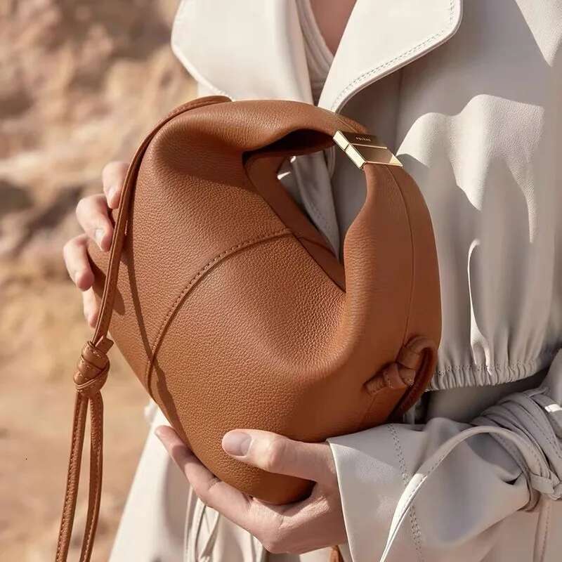 Brand Women's Handbag 2025 New Autumn And Winter Single Shoulder Crossbody Designer High-End Fashion Small Bag