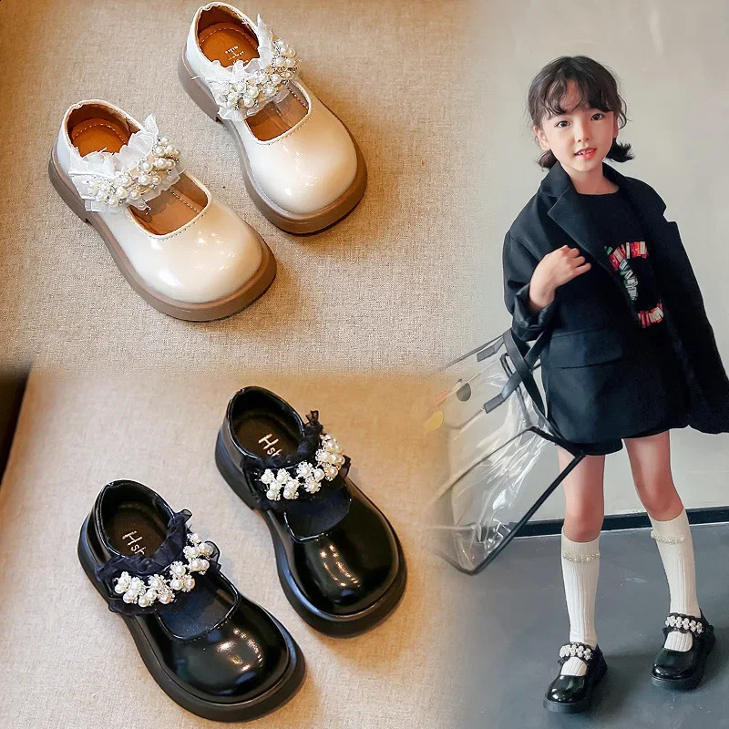Childrens PU shoes pearl lace princess soft soled childrens flat rubber Loafers Girls Student Daily 2335 250319